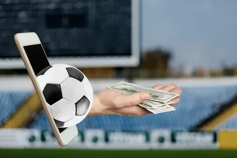 How to Read a Football Match Before You แทงบอล: A Guide to Smarter Betting