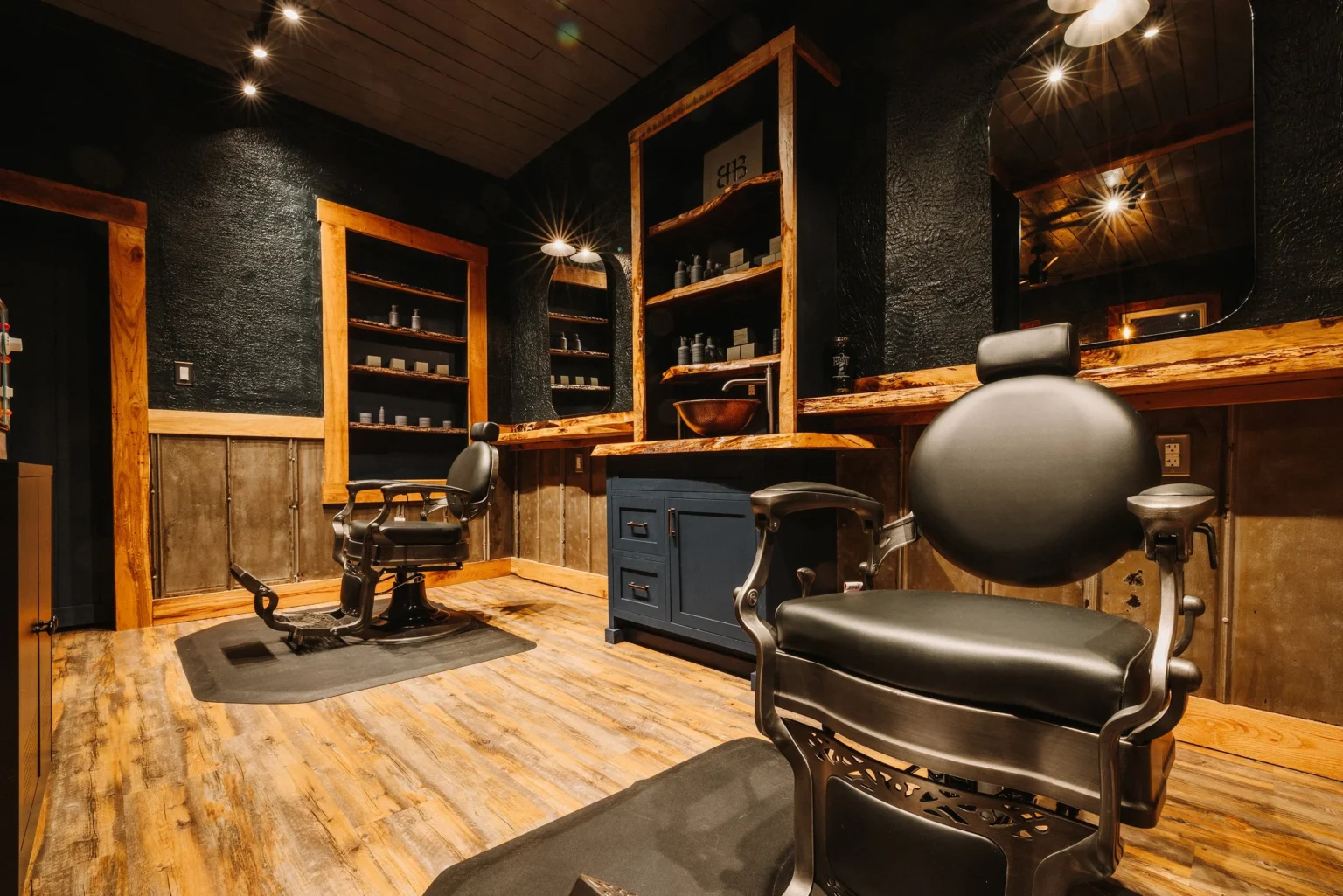 Nha Trang Barbershop Guide: Finding the Right Haircut and Grooming Experience